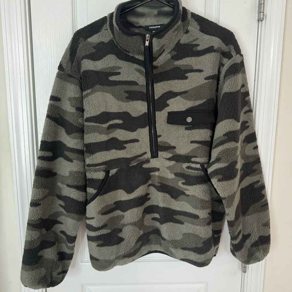 NWT Mittoshop Fleece Camo Zip Up Pullover